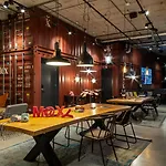 Moxy Houthavens Hotel