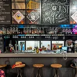 Moxy Houthavens 3*