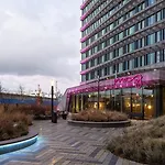 Hotel Moxy Houthavens Amsterdam