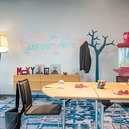 Hotel Moxy Houthavens