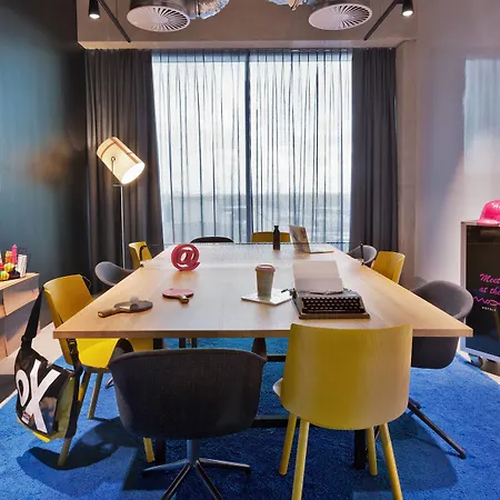 Hotel Moxy Houthavens