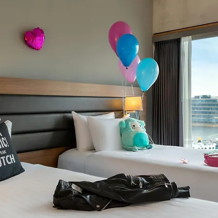 Moxy Houthavens Hotel Ámsterdam