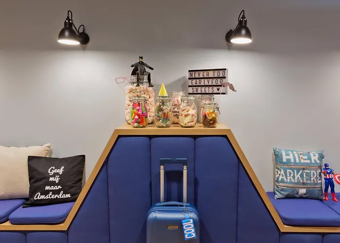 Moxy Houthavens Hotel