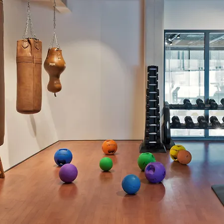 Moxy Houthavens Amszterdam