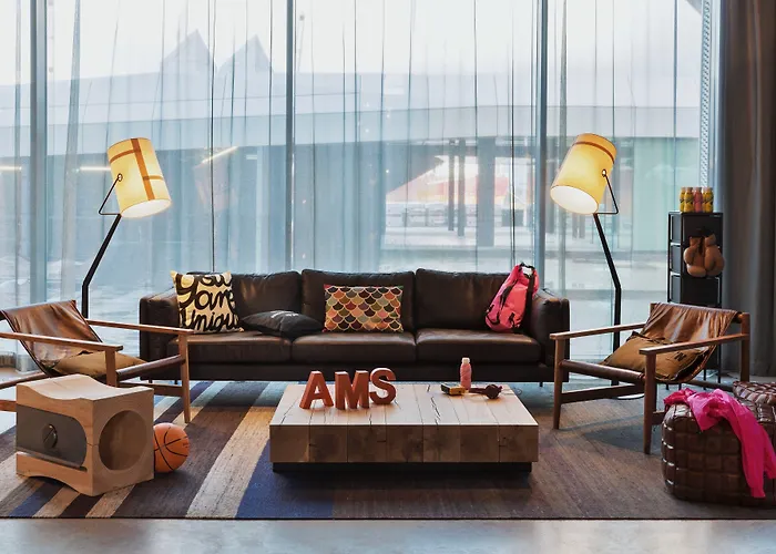 Moxy Houthavens Hotel 3*